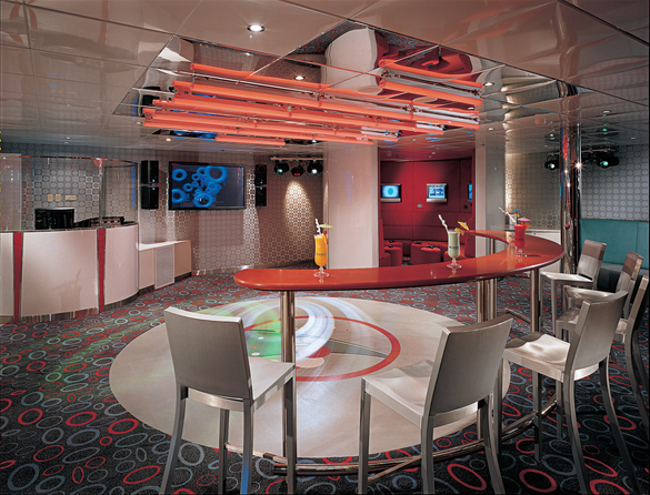 Carnival Spirit Club O2 1.jpg